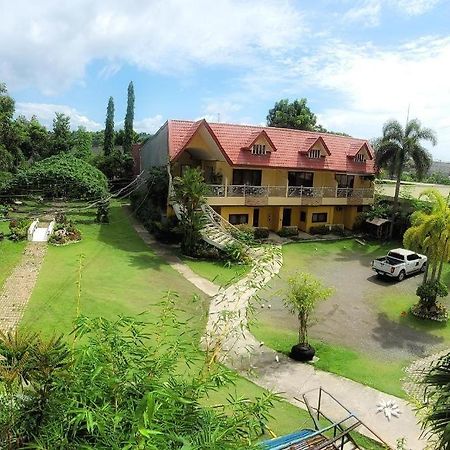 Sunny Point Hotel Davao Экстерьер фото